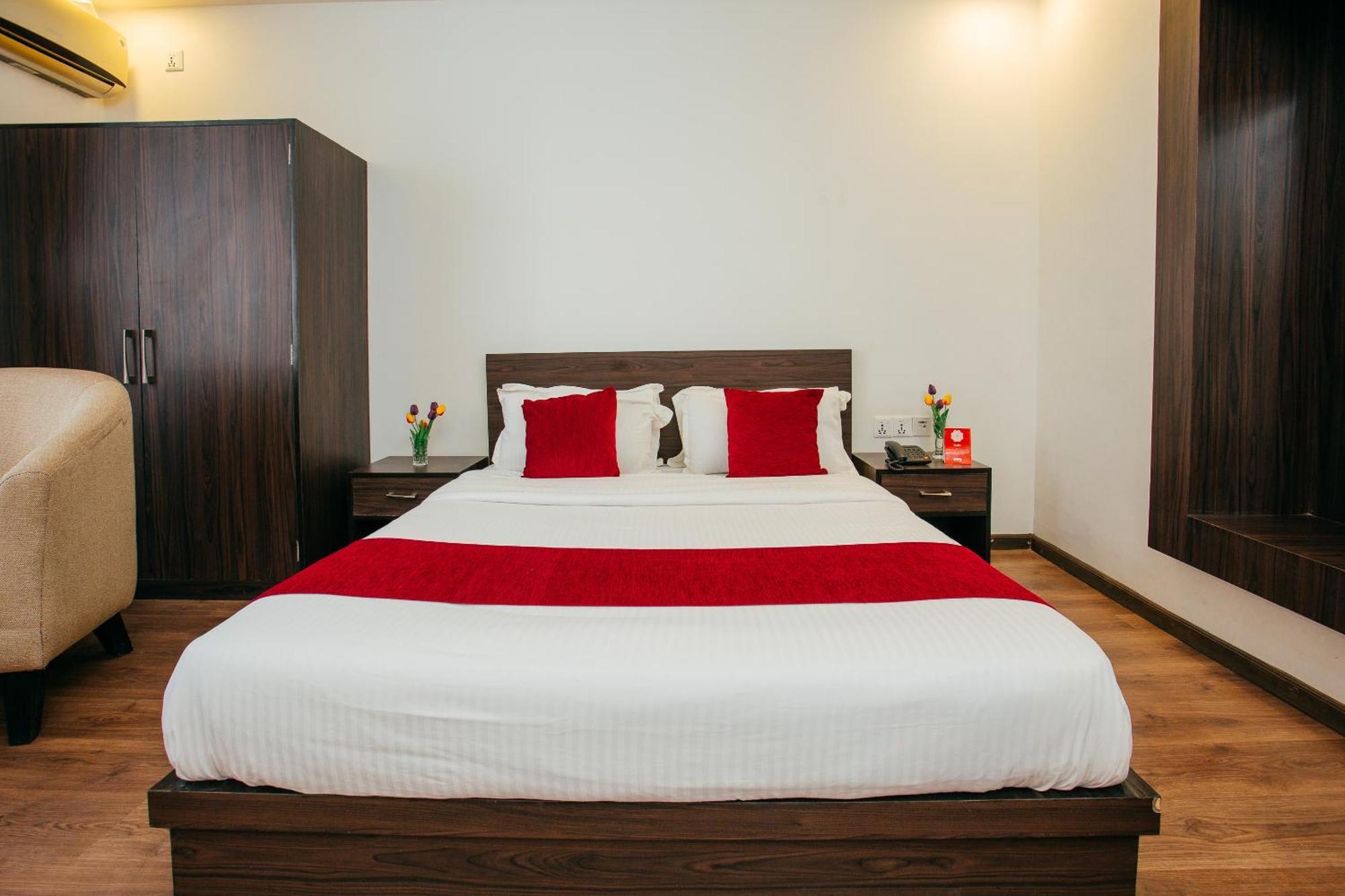 Oyo 11474 Gangaur Regency Boutique Hotel Катманду Экстерьер фото
